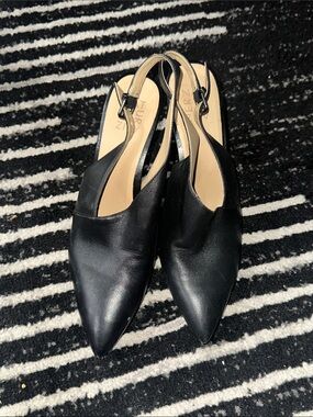 Naturalizer Black Pointed Leather Slingback Mules